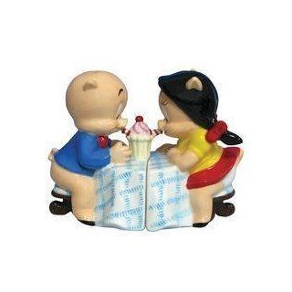 LOONEY TUNES PORKY PIG AND PENTUNIA SALT & PEPPER SHAKERS : Everything Else