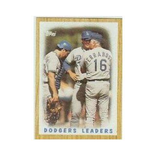 1987 Topps #431 Dodgers Team/(Mound conference): Sports Collectibles