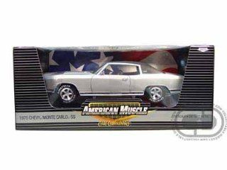 1970 Chevy Monte Carlo SS 454 1/18: Toys & Games