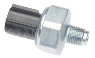 Standard Motor Products PS 467 Oil Pressure Switch: Automotive