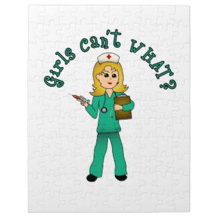 Nurse in Green Scrubs (Blonde) Puzzles