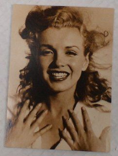 Marilyn Monroe Vintage 1982 Postcard: Everything Else