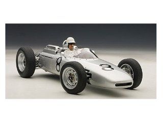 Porsche 804 Formula 1 1962 Nurburgring #8 Jo Bonnier Figurine Fitted Inside The Car 1/18 by Autoart 86274: Toys & Games