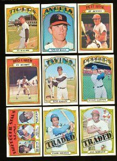 1972 Topps Baseball Complete 787 Card Set Cpntains Hall of Famers Noan Ryan, Reggie Jackson, Steve Carlton, Willie Mays, Roberto Clemente, Hank Aaron, Johnny Bench, Pete Rose, Carlton Fist Rooke, Rod Carew, Steve Carlton and Many More: Sports Collectibles