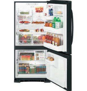 GE GBSC0HBXBB 20.3 Cu. Ft. Black Bottom Freezer Refrigerator   Energy Star Kitchen & Dining