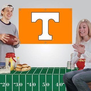 NCAA Tennessee Volunteers Fan Banner & Tablecloth 2 Piece Football Party Kit   Sports Fan Wall Banners