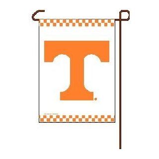 Tennessee Volunteers 11''X15'' Garden Flag  Outdoor Flags  Sports & Outdoors