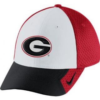 NIKE Men's Georgia Bulldogs Dri FIT Legacy 91 Conference Cap   Size: Adj, White: Clothing