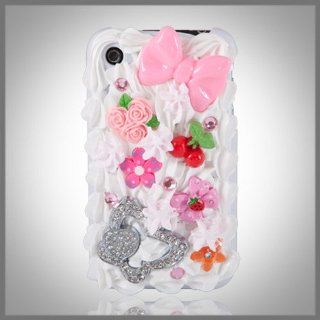 Hard Plastic Snap on Cover Fits Apple iPhone 3G 3GS Butterfly Diamond Rhinestone AT&T (does NOT fit Apple iPhone or iPhone 4/4S or iPhone 5/5S/5C): Cell Phones & Accessories