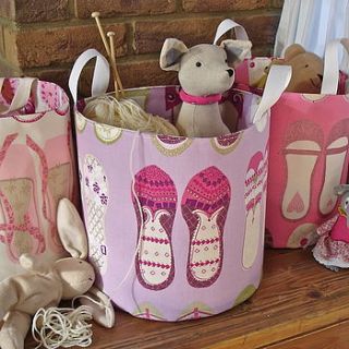 toy storage tubs in twinkle toes fabrics for girls by auntie mims