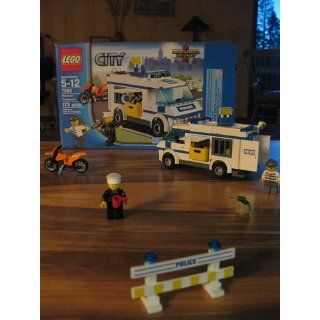 LEGO Police Prisoner Transport 7286: Toys & Games