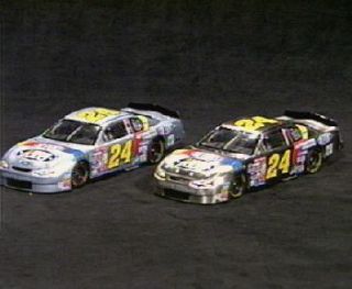 Jeff Gordon NASCAR 2000 1:24 Scale 2 Car Set —