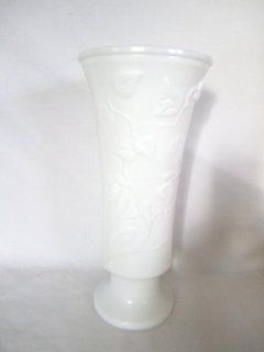Vintage Milk Glass Flower Vase with Leaf Pattern   9 1/2" X 4 1/2" : Patio, Lawn & Garden