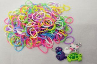 Expressions Girl D.i.y. Bracelet Rubber Bands 300 Pack with 3 Charms: Toys & Games