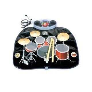 iPlay Gigantic Electronic Drum Playmat   Ipod/MP3 Plug in Compartment / Earphone and Mic: Toys & Games