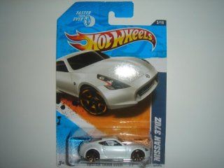 2011 Hot Wheels Nissan 370Z White #143/244: Toys & Games