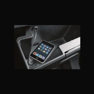 Genuine Nissan Accessories 999U7 ST002 Interface System for iPod: Automotive