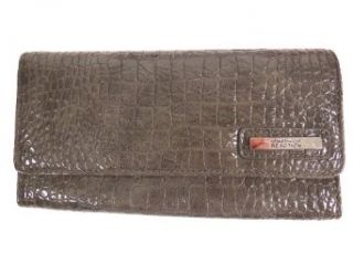 Kenneth Cole Reaction (522) Trifold Clutch Wallet (Grey): Shoes