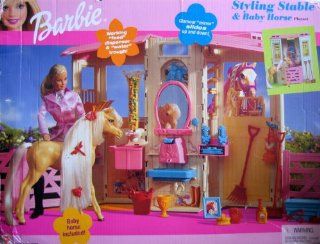 Barbie Styling Stable & Baby Horse Playset (2002): Toys & Games