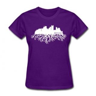 Spreadshirt Women's Pittsburgh Skyline RootsT Shirt: Clothing