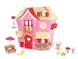 MGA Mini Lalaloopsy Sew Sweet House Playhouse with Exclusive Character: Toys & Games