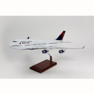 B747 400 Delta Quality Desktop Model Plane 1/100 Scale / Unique and Perfect Gift Idea / Museum Quality Handcrafted Commercial Jet Airliner Replica Display / Collectible Gift Toy: Toys & Games