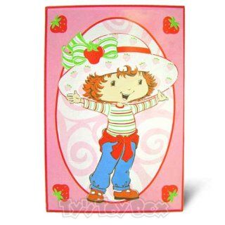 Strawberry Shortcake Luxury Plush Blanket: Toys & Games