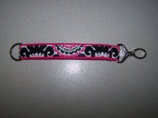 Thirty One Hang It up Key Fob Pink POP Medallion: Everything Else
