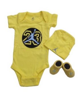 Nike Jordan Baby Bodysuit, Booties and Cap Layette Set with Cellphone Anti dust Plug: Clothing