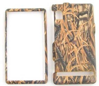 Motorola Droid A855   Camo/Camouflage Hunter, w/Shedder Grass   Hard Case/Cover/Faceplate/Snap On/Housing/Protector: Cell Phones & Accessories