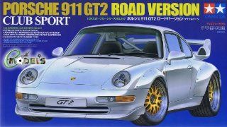 Tamiya 1:24 Porsche 911 GT2 Road Version: Toys & Games