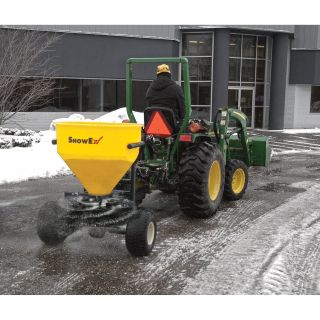 SnowEx Towable Spreader — 7 Cu. Ft. Capacity, Model# SP-725G  Tailgate Salt Spreaders