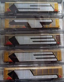 Micro Trains N Scale Autoracks Assorted Roads with S T E E L Graffiti (1 Letter on Each Car) 5 Car Set   Cars Also Weathered MT 993 05 150: Toys & Games