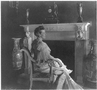 Photo: Mrs Theodore Roosevelt, Edith Kermit Carow, First Lady, fireplace, family, c1904   Prints