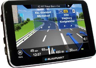 Blaupunkt Travelpilot 40 EU Navigationssystem ( 10,9 cm ( 4.3 Zoll ) Display, Gesamteuropa 43 Lnder, TMC, 2 Jahre Kartenupdate, 3 Jahre Garantie, GeoDaylight, RealityView: Navigation & Car HiFi