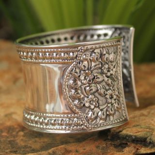 Sterling Silver Jasmine Beauty Bracelet (Thailand)
